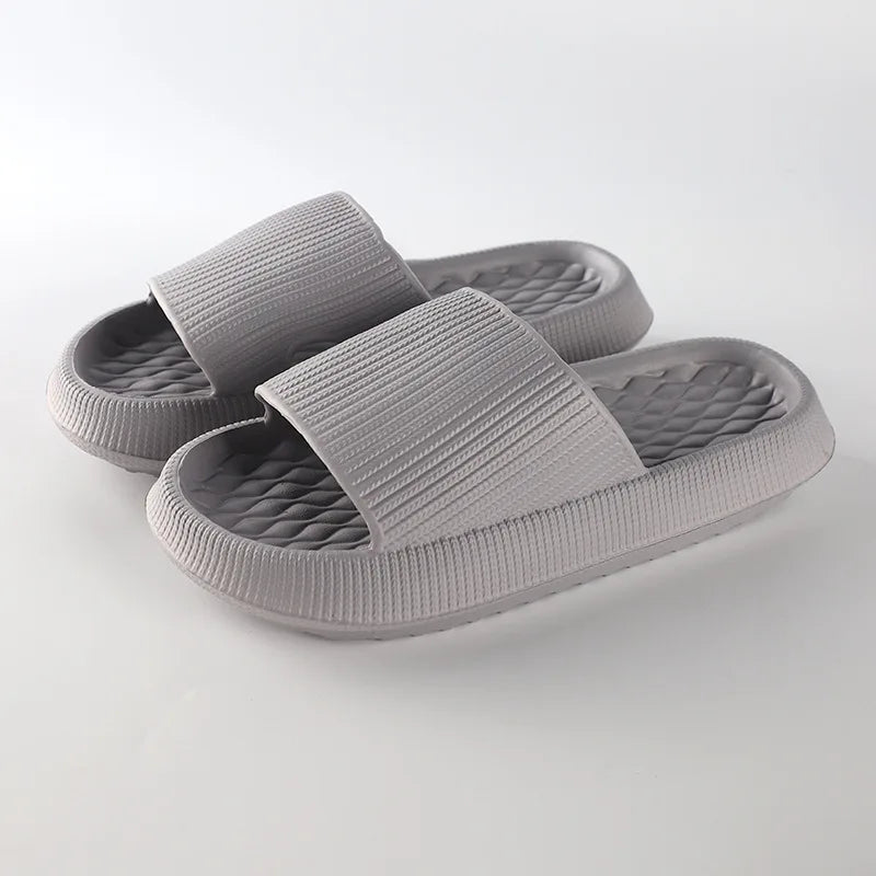 Luma Sandal