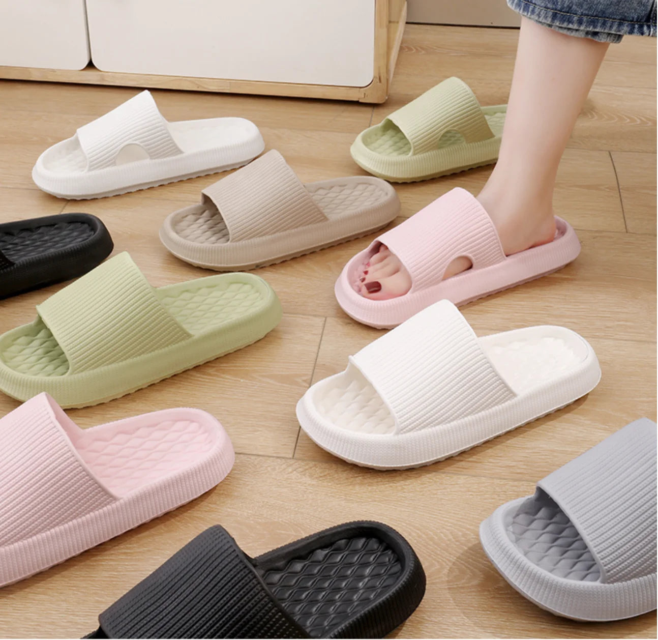 Luma Sandal