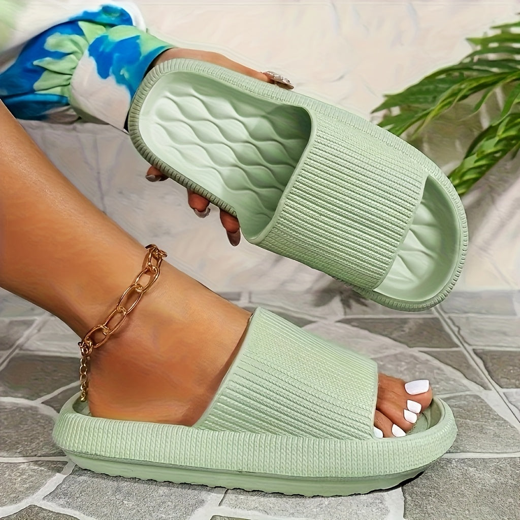 Luma Sandal